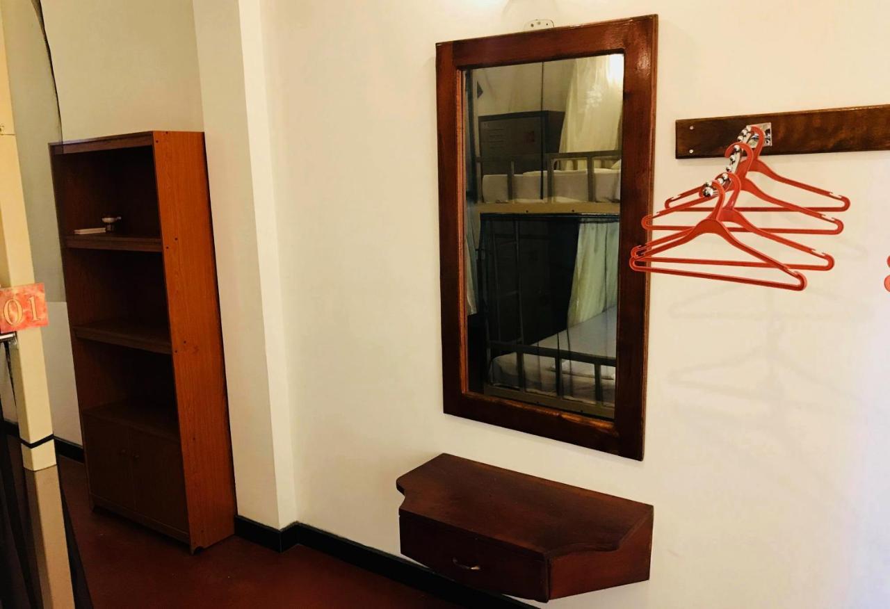 Space Garden Hostel 米瑞莎 外观 照片